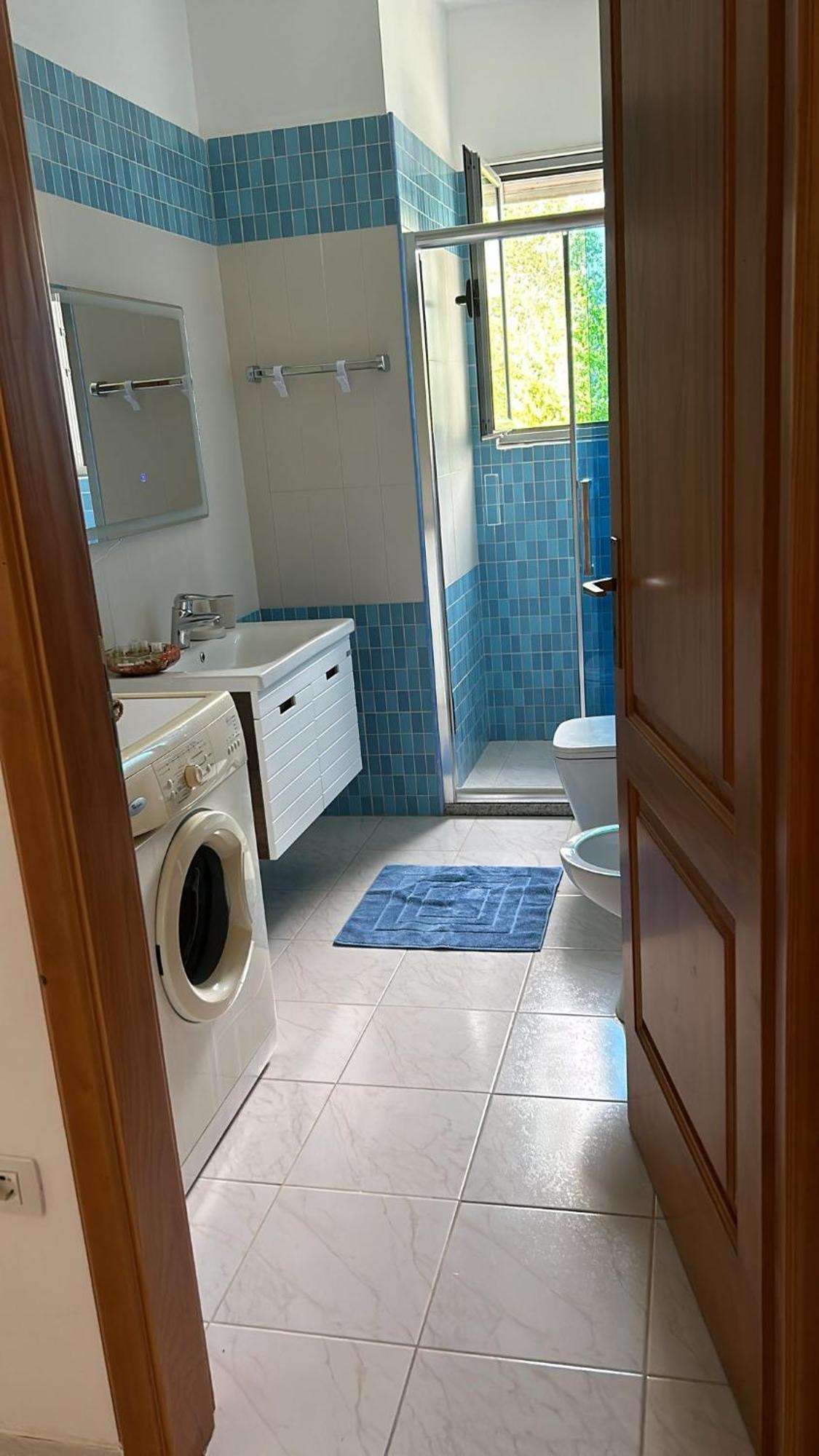 Appartamento Laura Con Vista Lungomare Vlorë 外观 照片